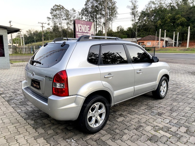 TUCSON 2.0 MPFI GLS BASE 16V 143CV 2WD FLEX 4P AUTOMÁTICO - 2014 - PORTãO
