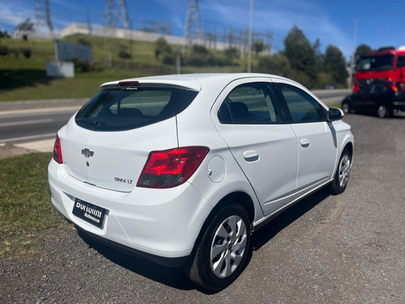 ONIX 1.4 MPFI LT 8V FLEX 4P MANUAL - 2014 - FARROUPILHA