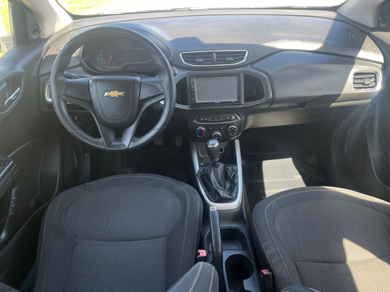 ONIX 1.4 MPFI LT 8V FLEX 4P MANUAL - 2014 - FARROUPILHA