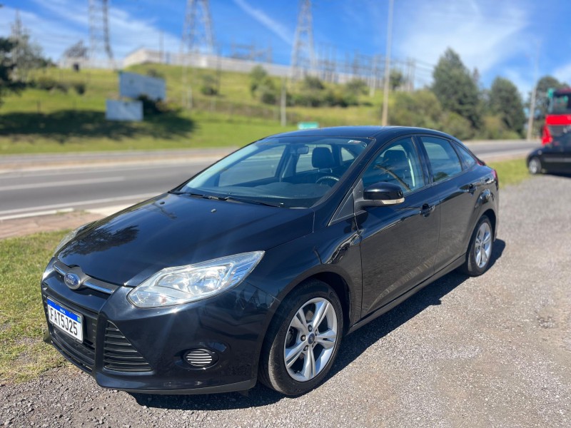 FOCUS 1.6 S SEDAN 16V FLEX 4P AUTOMÁTICO - 2014 - FARROUPILHA