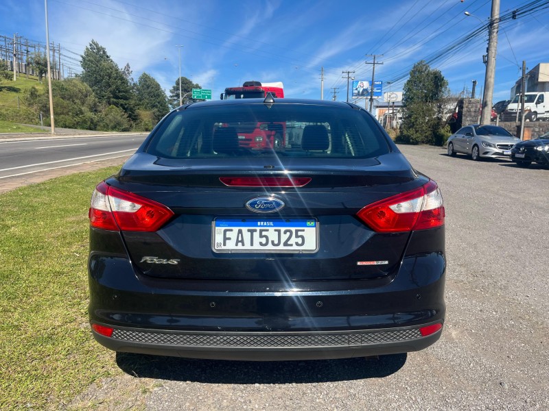 FOCUS 1.6 S SEDAN 16V FLEX 4P AUTOMÁTICO - 2014 - FARROUPILHA