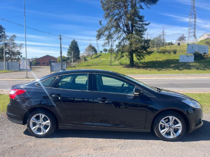 focus 1.6 s sedan 16v flex 4p automatico 2014 farroupilha