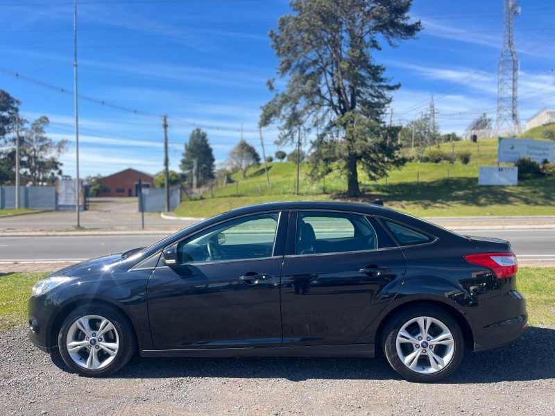 FOCUS 1.6 S SEDAN 16V FLEX 4P AUTOMÁTICO - 2014 - FARROUPILHA