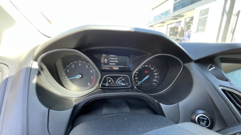 FOCUS 2.0 TITANIUM 16V FLEX 4P AUTOMÁTICO - 2017 - VILA FLORES