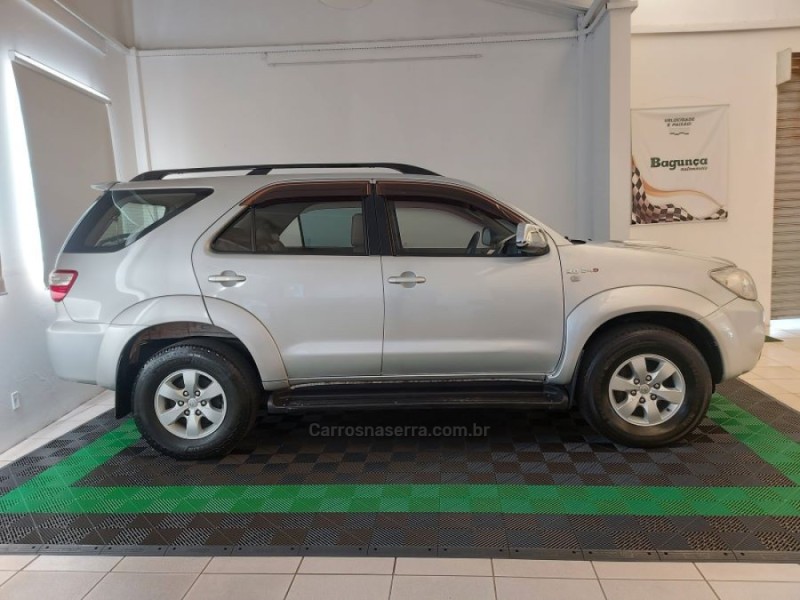 HILUX SW4 3.0 SRV 4X4 7 LUGARES 16V TURBO INTERCOOLER DIESEL 4P AUTOMÁTICO - 2010 - NOVO HAMBURGO