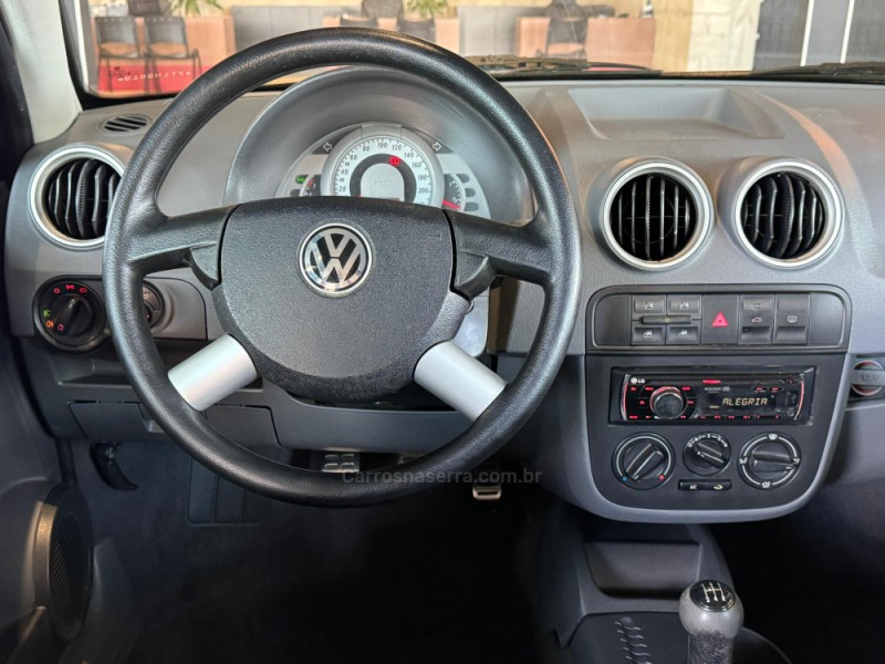 PARATI 1.6 MI TRACK & FIELD 8V FLEX 4P MANUAL G.IV - 2007 - DOIS IRMãOS