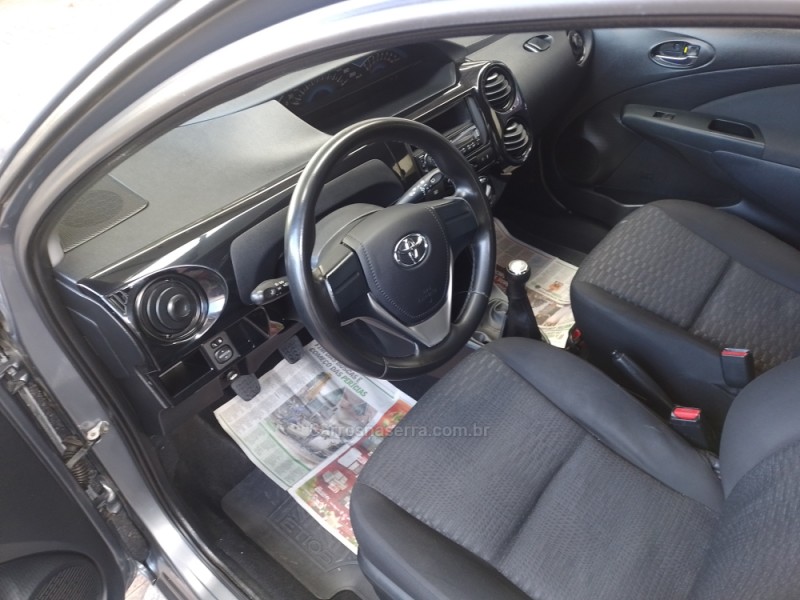 ETIOS 1.3 X 16V FLEX 4P MANUAL - 2016 - CAXIAS DO SUL