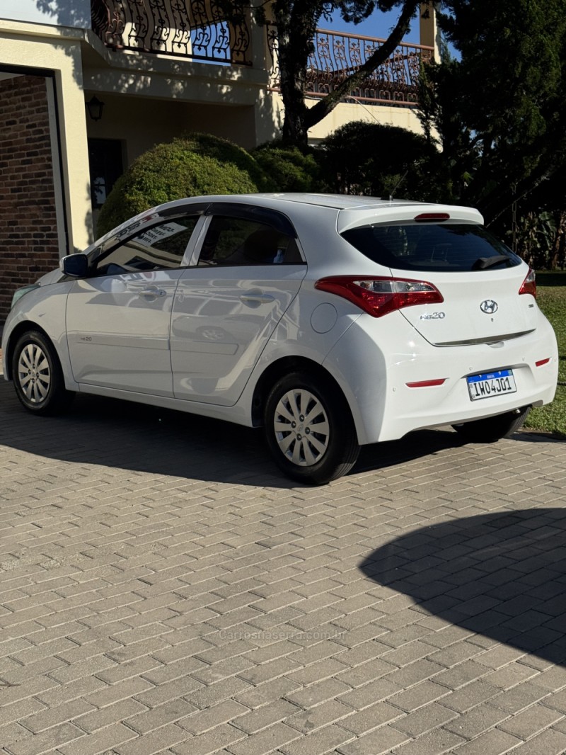 HB20 1.0 COMFORT PLUS 12V FLEX 4P MANUAL - 2015 - ENCANTADO