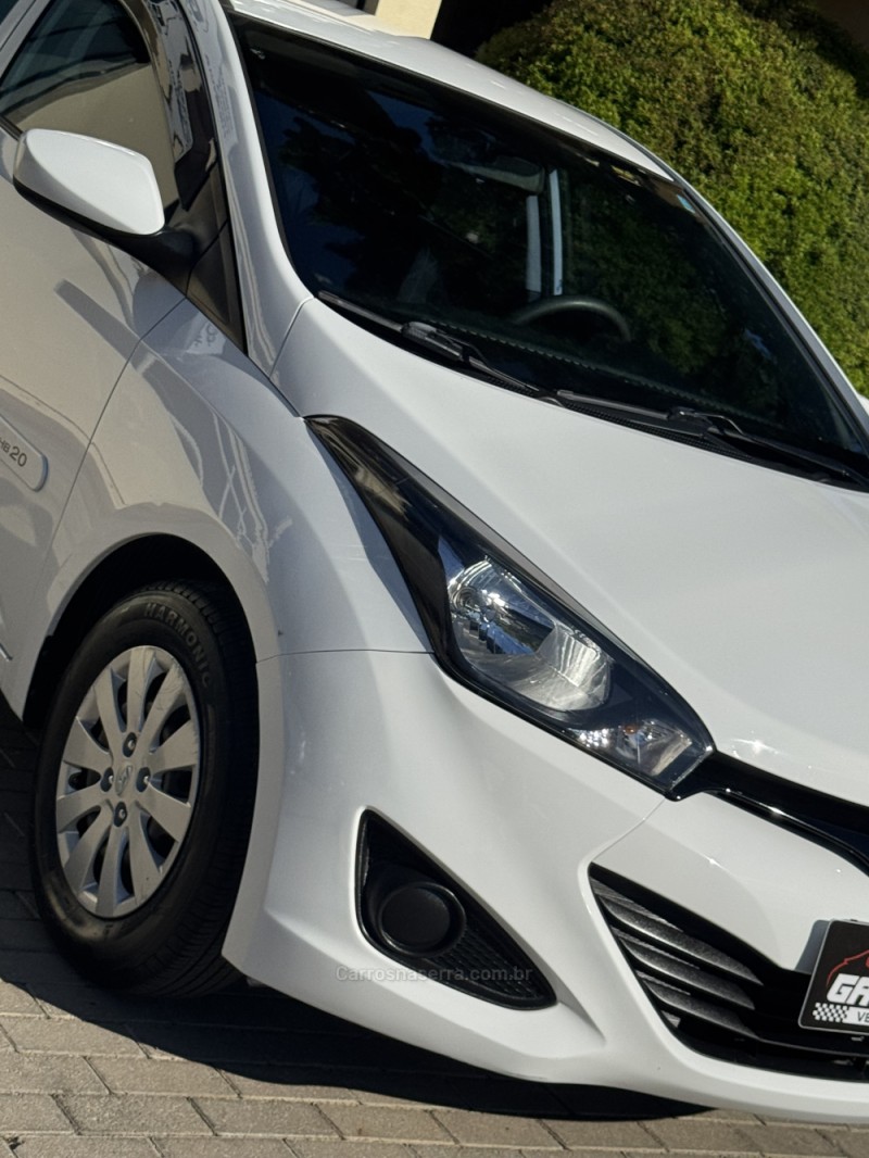 HB20 1.0 COMFORT PLUS 12V FLEX 4P MANUAL