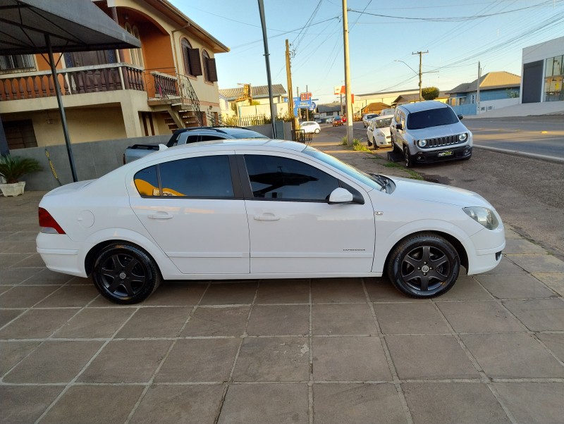 VECTRA 2.0 MPFI EXPRESSION 8V FLEX 4P MANUAL - 2007 - VACARIA