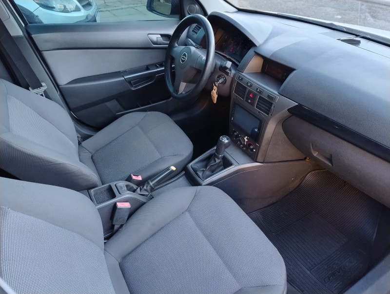 VECTRA 2.0 MPFI EXPRESSION 8V FLEX 4P MANUAL - 2007 - VACARIA