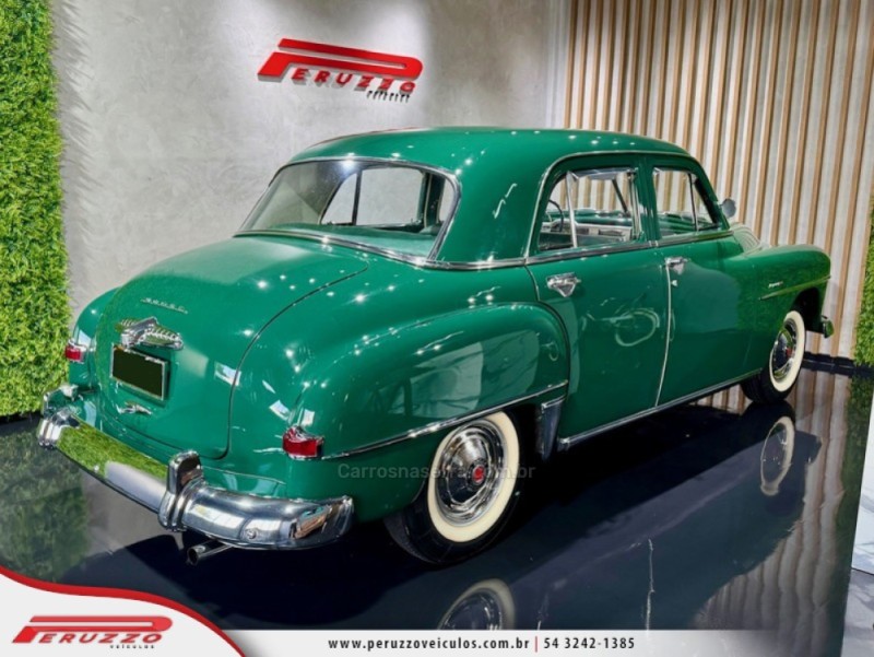 KINGSWAY SEDAN 6 CILINDROS 12V GASOLINA 4P MANUAL - 1951 - NOVA PRATA