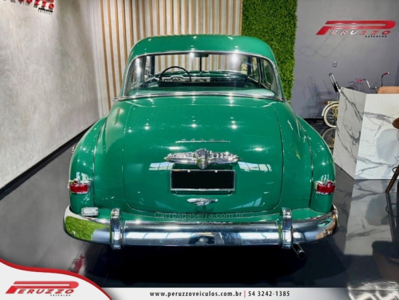 KINGSWAY SEDAN 6 CILINDROS 12V GASOLINA 4P MANUAL - 1951 - NOVA PRATA