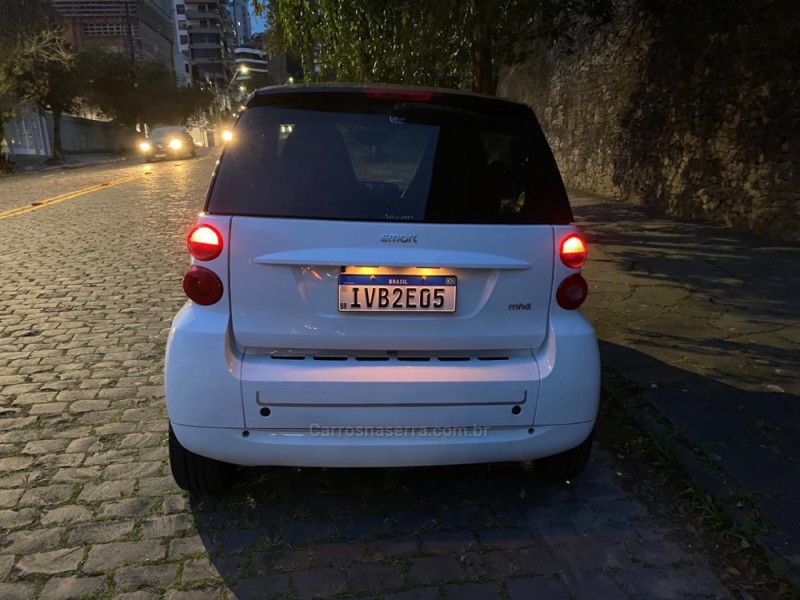 FORTWO 1.0 COUPÉ 3 CILINDROS 12V GASOLINA 2P AUTOMÁTICO - 2012 - CAXIAS DO SUL