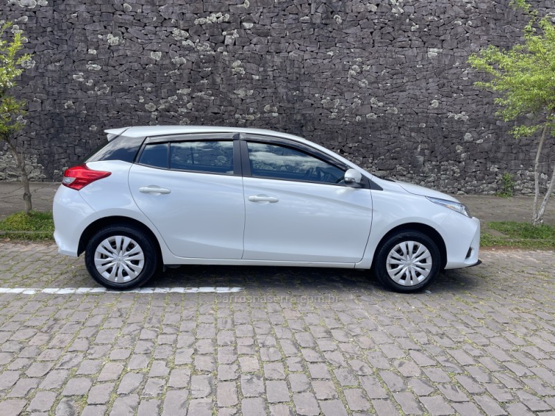 YARIS 1.5 XL 16V FLEX 4P AUTOMATÍCO - 2024 - CAXIAS DO SUL