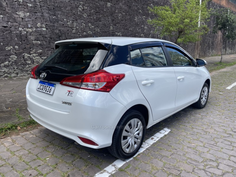 YARIS 1.5 XL 16V FLEX 4P AUTOMATÍCO - 2024 - CAXIAS DO SUL