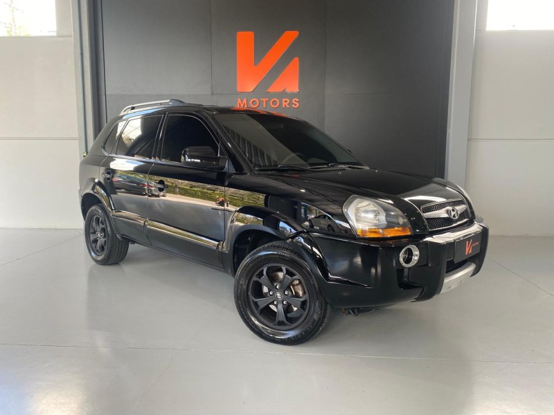 tucson 2.0 mpfi gl 16v 142cv 2wd gasolina 4p manual 2012 carlos barbosa