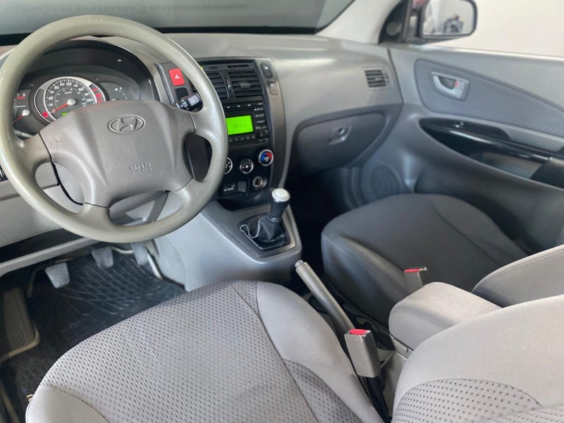 TUCSON 2.0 MPFI GL 16V 142CV 2WD GASOLINA 4P MANUAL - 2012 - CARLOS BARBOSA