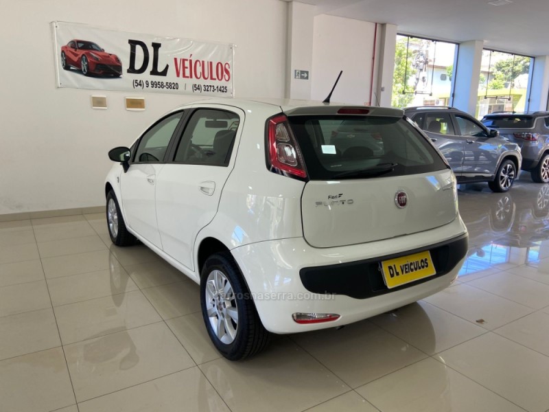 PUNTO 1.4 ATTRACTIVE ITALIA 8V FLEX 4P MANUAL - 2016 - NOVA BASSANO