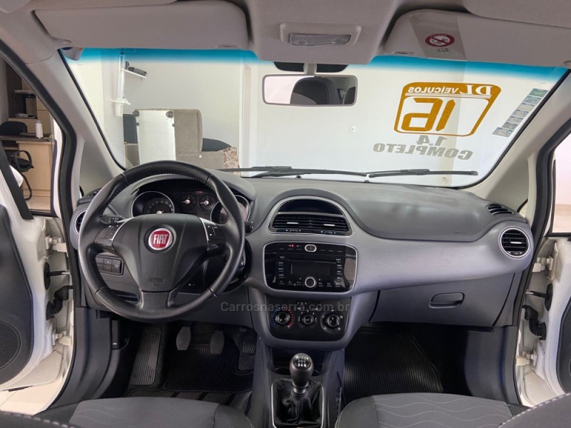 PUNTO 1.4 ATTRACTIVE ITALIA 8V FLEX 4P MANUAL - 2016 - NOVA BASSANO