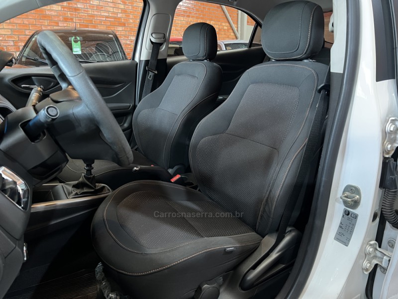 ONIX 1.4 MPFI LTZ 8V FLEX 4P MANUAL - 2015 - BENTO GONçALVES