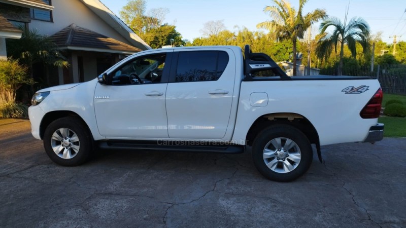 HILUX 2.8 SRV 4X4 CD 16V DIESEL 4P AUTOMÁTICO - 2016 - BENTO GONçALVES