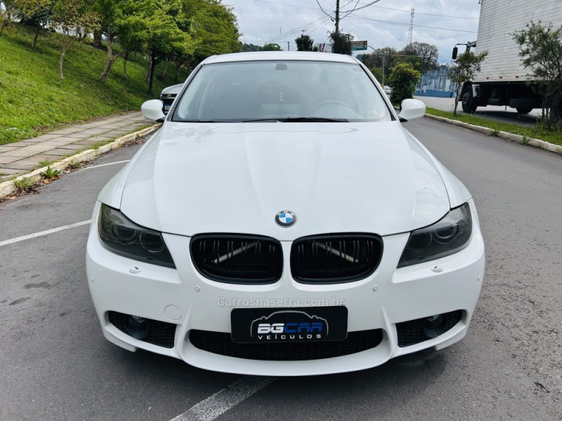 320I 2.0 16V GASOLINA 4P AUTOMÁTICO - 2011 - BENTO GONçALVES