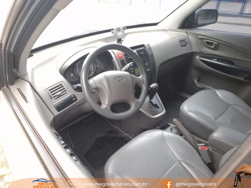 TUCSON 2.0 MPFI GLS 16V 143CV 2WD GASOLINA 4P AUTOMÁTICO - 2010 - BENTO GONçALVES