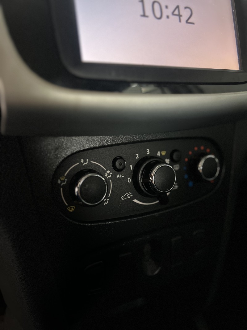 SANDERO 1.6 EXPRESSION 16V FLEX 4P MANUAL - 2019 - CAXIAS DO SUL