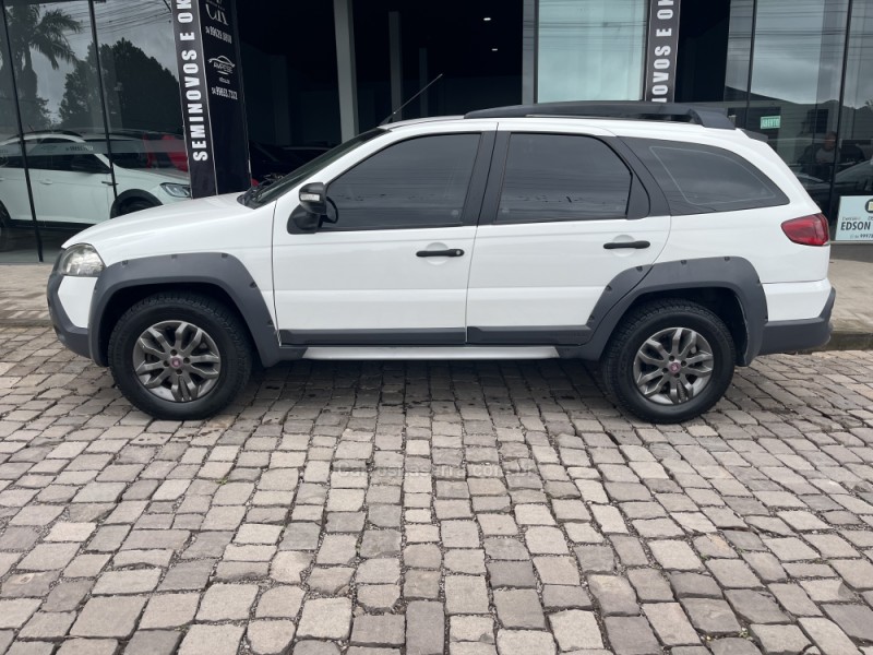PALIO 1.8 MPI ADVENTURE WEEKEND 16V FLEX 4P MANUAL