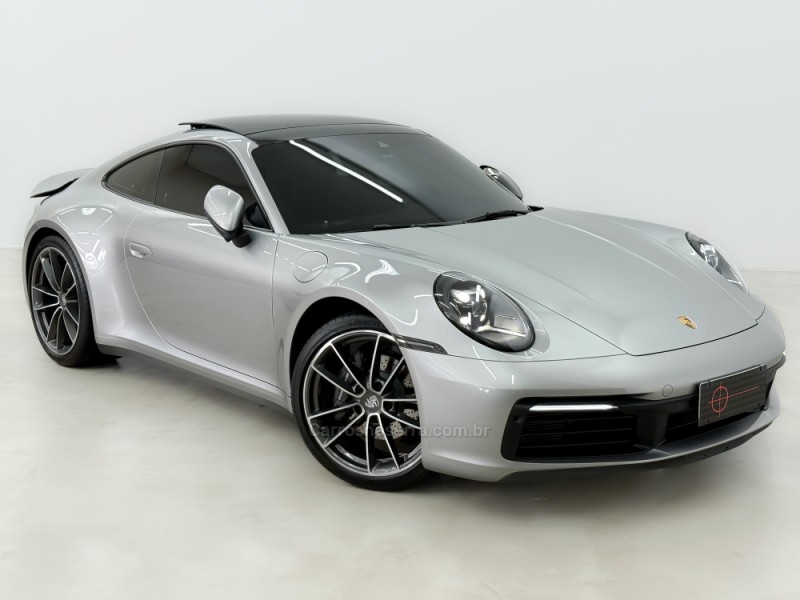 911 3.0 CARRERA COUPÉ AUTOMÁTICO - 2024 - CAXIAS DO SUL
