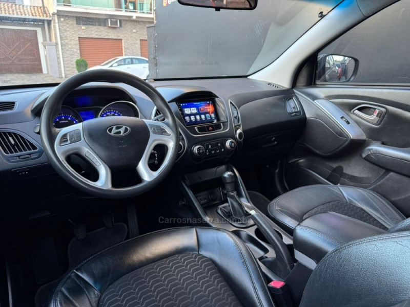 IX35 2.0 MPI 4X2 16V GASOLINA 4P MANUAL - 2011 - ESTâNCIA VELHA