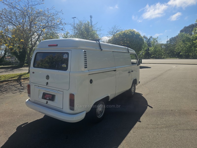 KOMBI 1.4 MI FURGÃO 8V FLEX 3P MANUAL - 2010 - BENTO GONçALVES