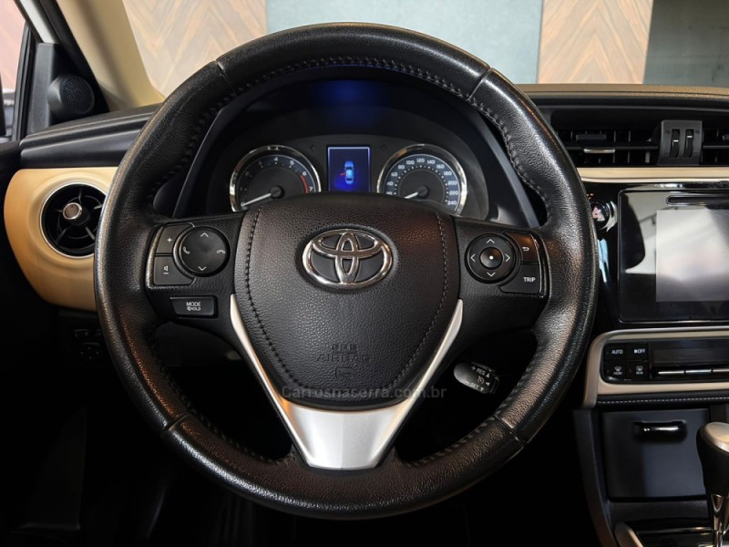 COROLLA 2.0 ALTIS 16V FLEX 4P AUTOMÁTICO - 2018 - CAMPO BOM