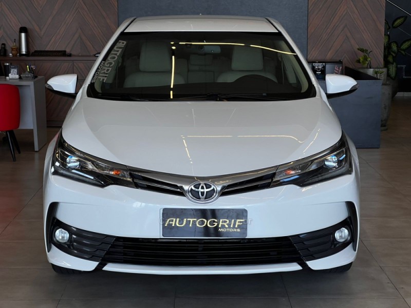 COROLLA 2.0 ALTIS 16V FLEX 4P AUTOMÁTICO - 2018 - CAMPO BOM