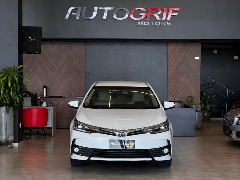 COROLLA 2.0 ALTIS 16V FLEX 4P AUTOMÁTICO - 2018 - CAMPO BOM