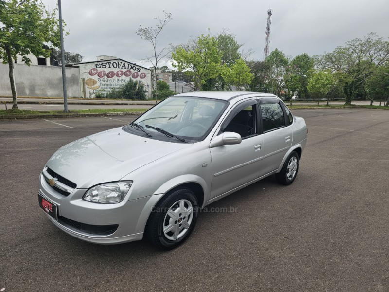 CLASSIC 1.0 MPFI LS 8V FLEX 4P MANUAL