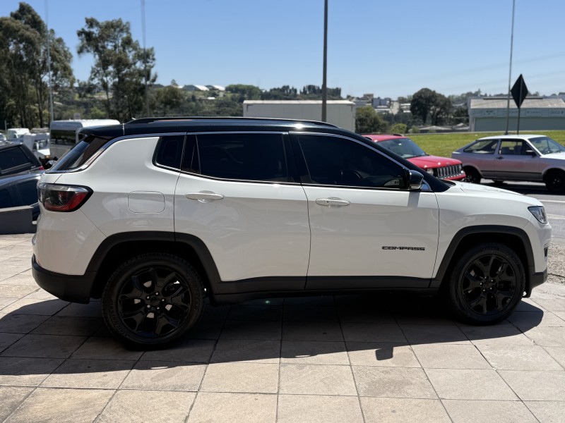 COMPASS 2.0 16V FLEX LIMITED AUTOMÁTICO - 2018 - FARROUPILHA