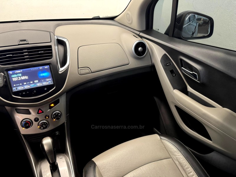 TRACKER 1.8 MPFI LTZ 4X2 16V FLEX 4P AUTOMÁTICO - 2015 - CASCA