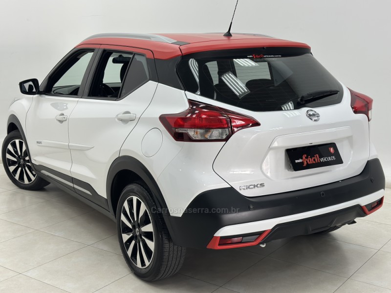 KICKS 1.6 16V FLEX SV 4P XTRONIC - 2017 - SANTA CRUZ DO SUL