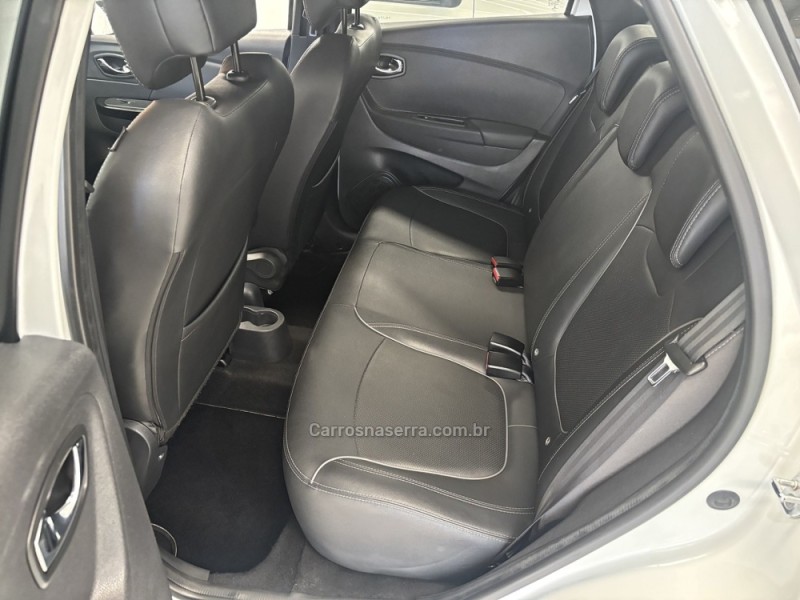 CAPTUR 1.6 LIFE 16V FLEX 4P AUTOMÁTICO - 2021 - BENTO GONçALVES