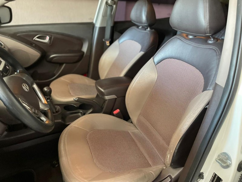 IX35 2.0 MPI 4X2 16V FLEX 4P MANUAL - 2012 - BOM PRINCíPIO