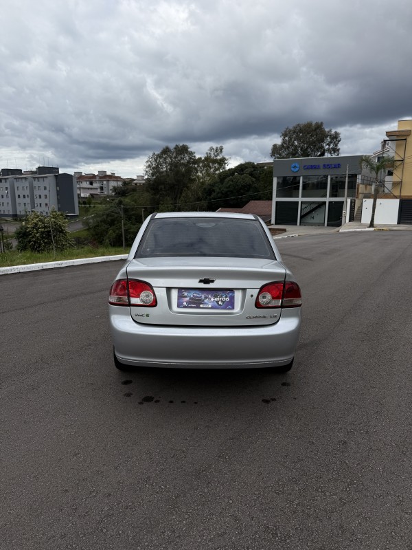CLASSIC 1.0 MPFI LIFE 8V FLEX 4P MANUAL - 2013 - FARROUPILHA