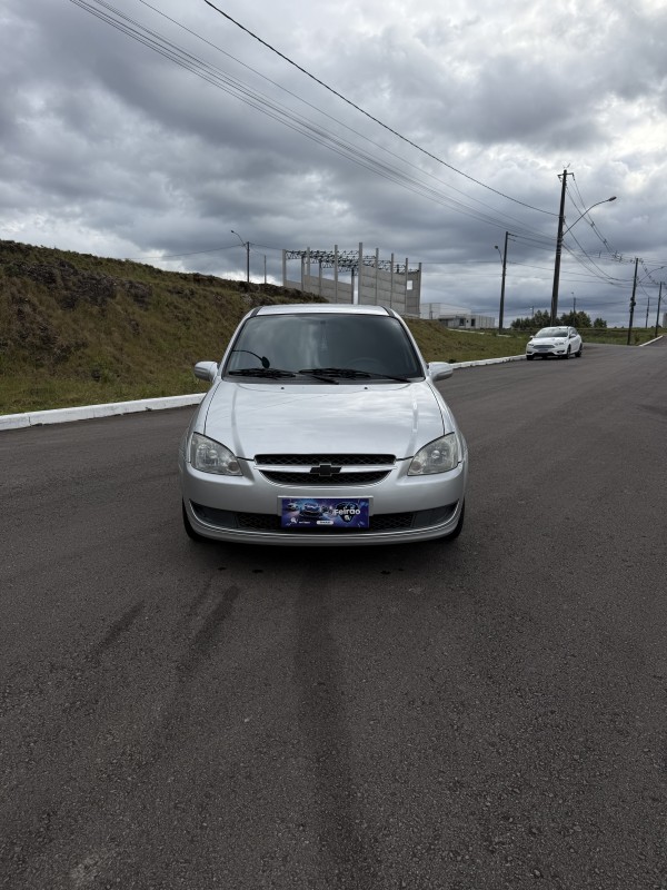 CLASSIC 1.0 MPFI LIFE 8V FLEX 4P MANUAL - 2013 - FARROUPILHA
