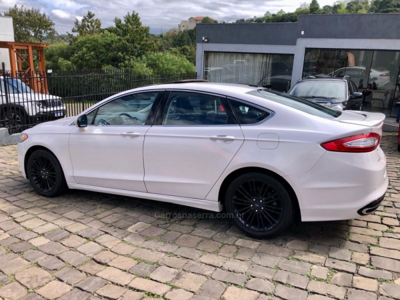 FUSION 2.0 TITANIUM GTDI ECOBOOST FWD GASOLINA 4P AUTOMÁTICO - 2016 - SERAFINA CORRêA