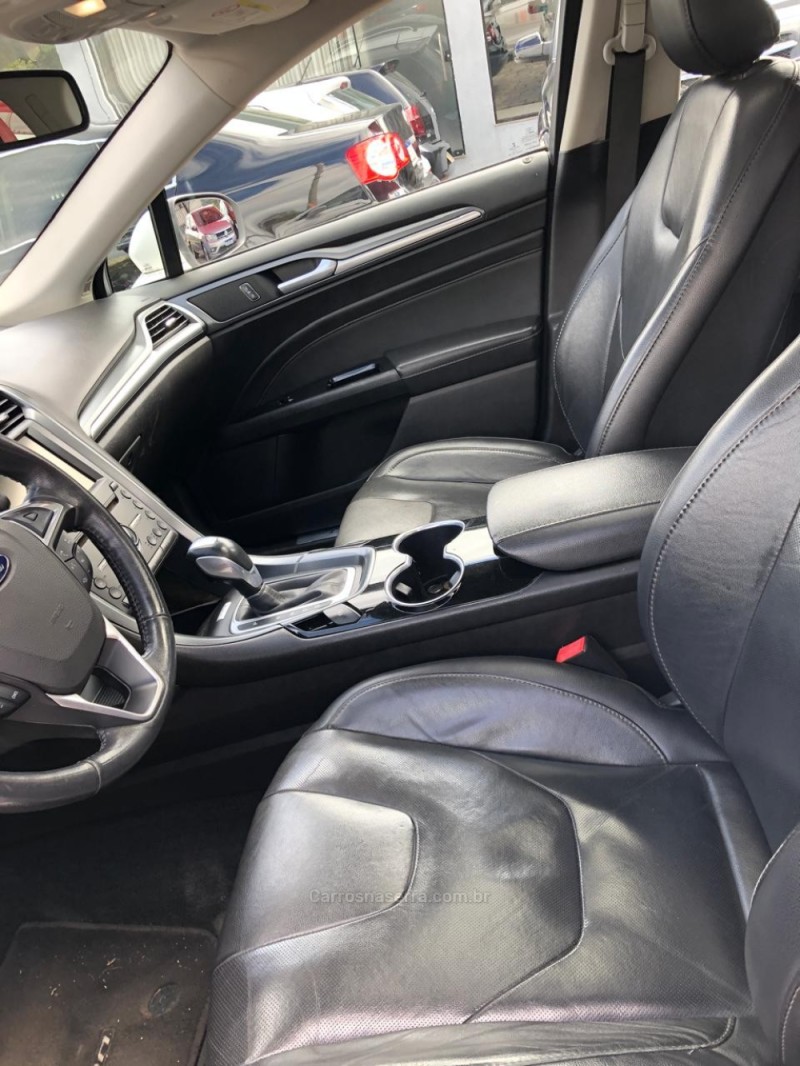 FUSION 2.0 TITANIUM GTDI ECOBOOST FWD GASOLINA 4P AUTOMÁTICO - 2016 - SERAFINA CORRêA