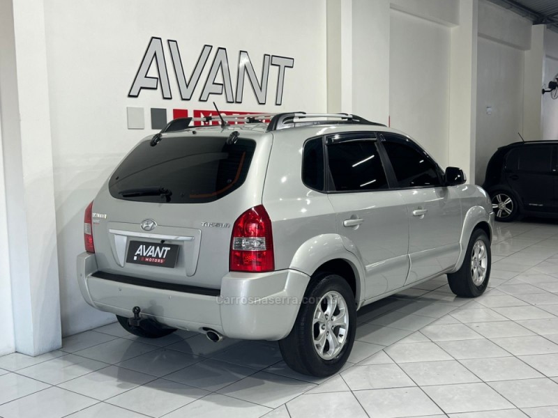 TUCSON 2.0 MPFI GLS 16V 143CV 2WD FLEX 4P AUTOMÁTICO - 2013 - NOVO HAMBURGO