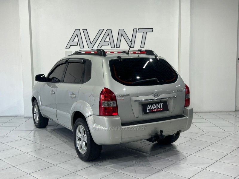TUCSON 2.0 MPFI GLS 16V 143CV 2WD FLEX 4P AUTOMÁTICO - 2013 - NOVO HAMBURGO