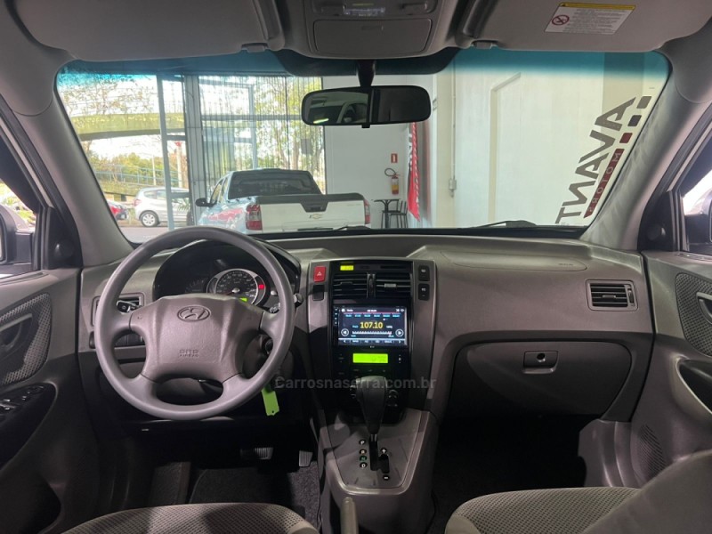 TUCSON 2.0 MPFI GLS 16V 143CV 2WD FLEX 4P AUTOMÁTICO - 2013 - NOVO HAMBURGO