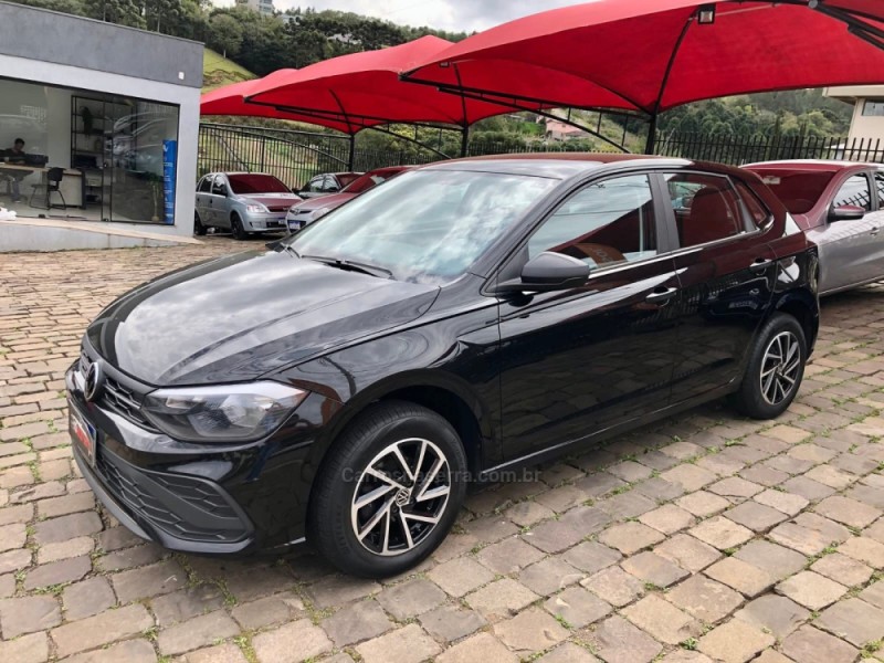 POLO 1.0 MPI TRACK 4P MANUAL - 2023 - SERAFINA CORRêA